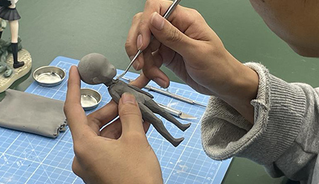 簡単に作れる⁉　フィギュア制作体験講座！