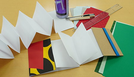 新学期に向けてオリジナルノート制作！〜じゃばら折り編〜