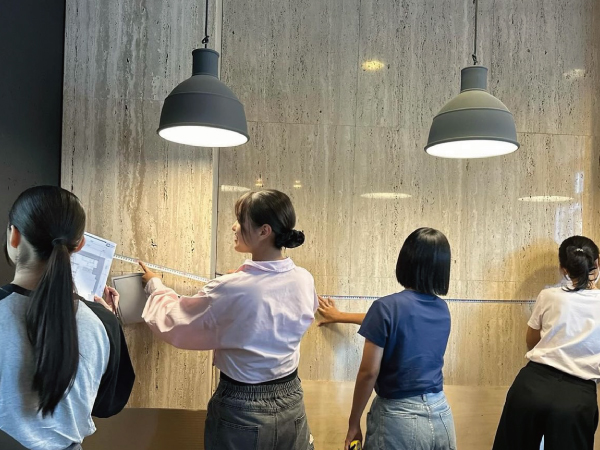 インテリアコーディネート